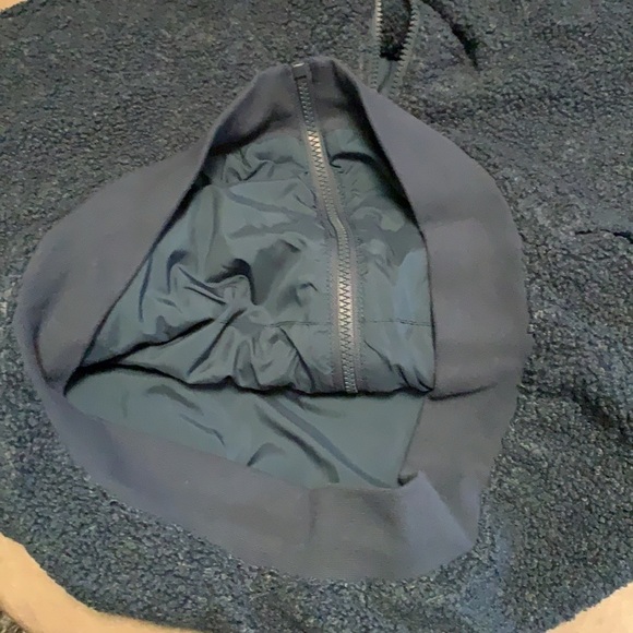 Fabletics reversible jacket, cropped, cozy fleece, ribbed cuffs, new with tags - Picture 8 of 10